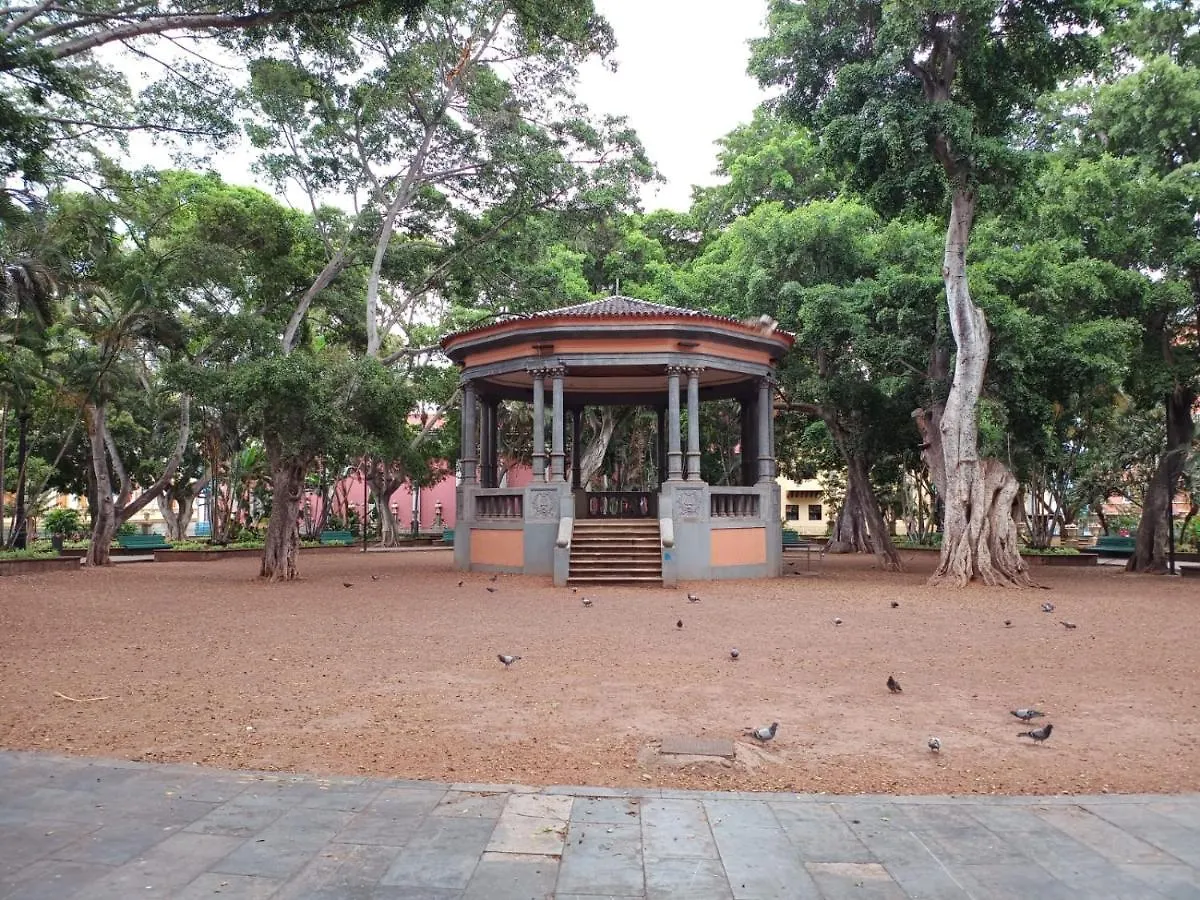 Διαμέρισμα Center Santa Cruz, Alojamiento Centrico Con Gran Terraza, Cocina , Salon Y Banos, Todo Privado Ισπανία