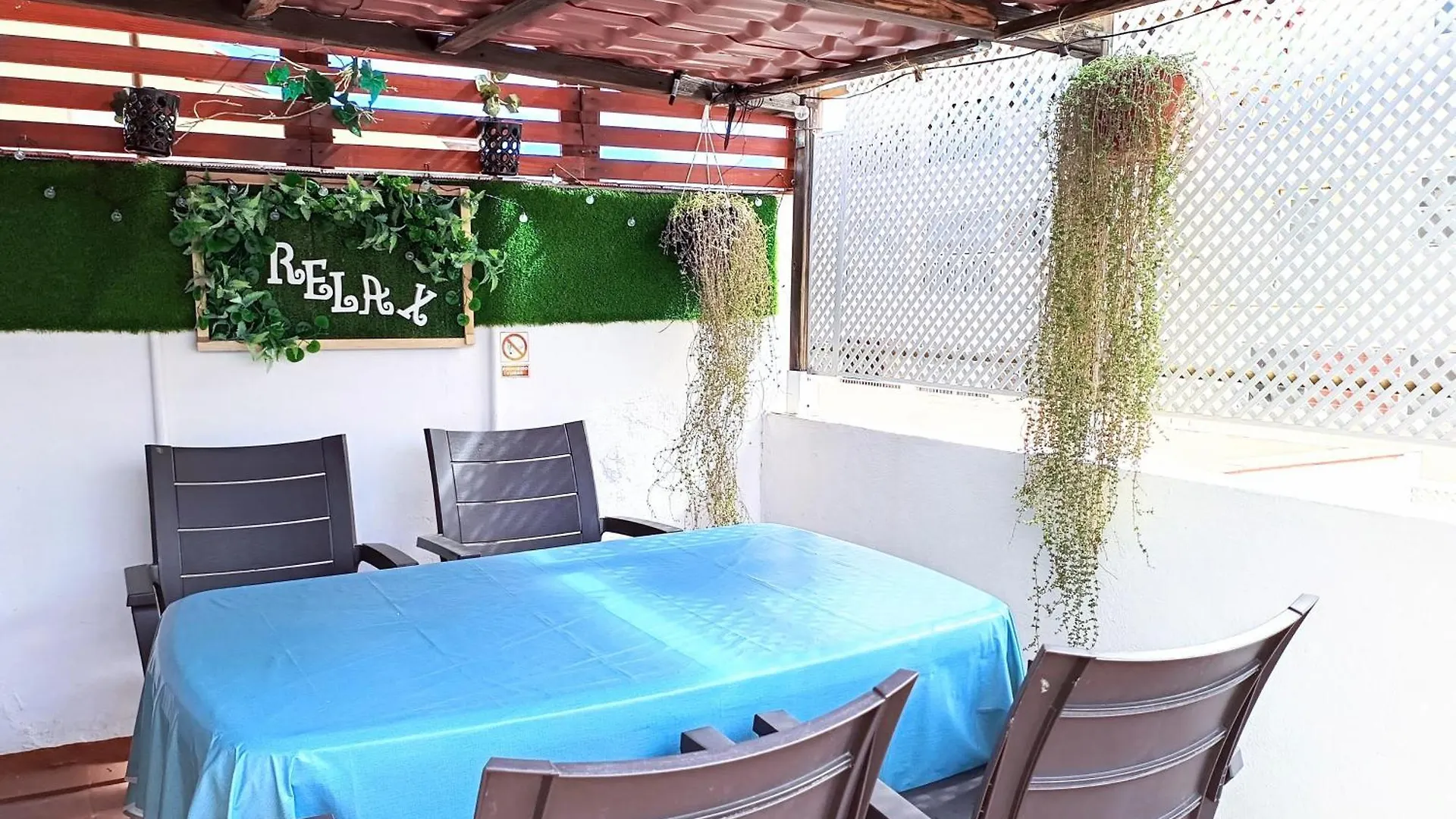 Center Santa Cruz, Alojamiento Centrico Con Gran Terraza, Cocina , Salon Y Banos, Todo Privado