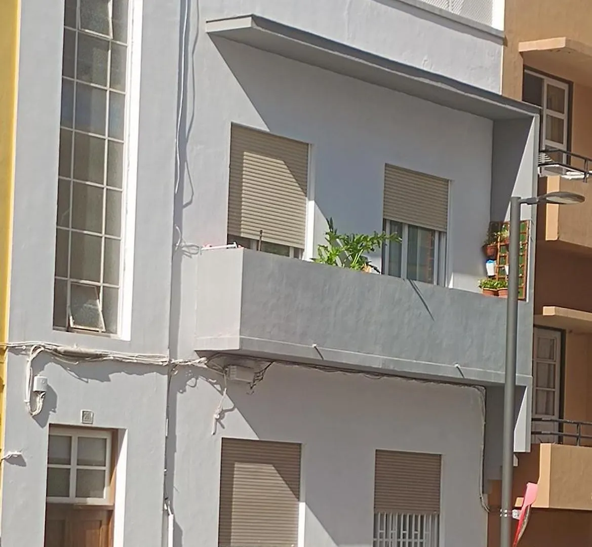 Apartment Center Santa Cruz, Alojamiento Centrico Con Gran Terraza, Cocina , Salon Y Banos, Todo Privado